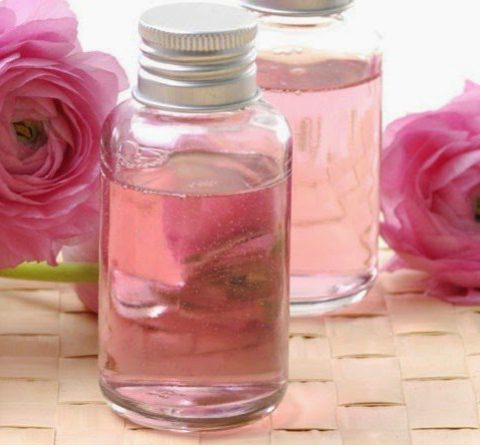 agua de rosas