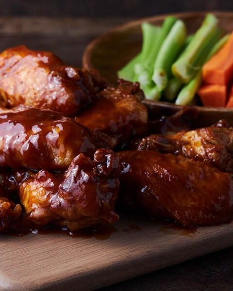Alitas con salsa