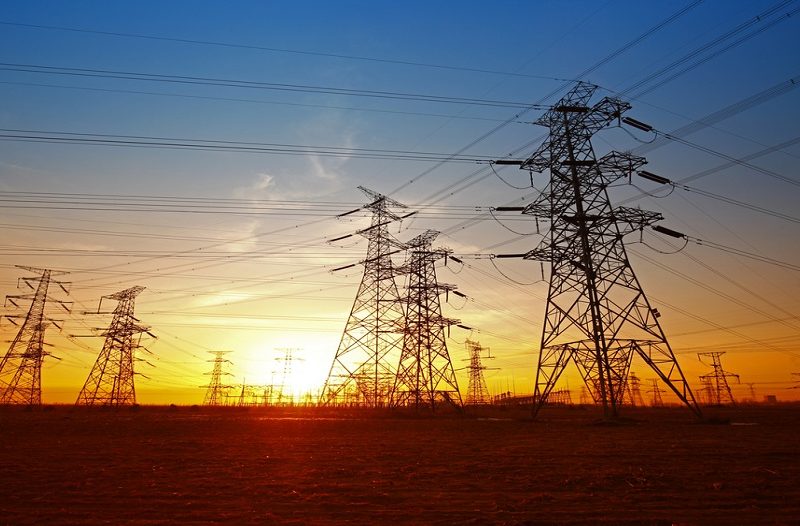 Topología de un regulador automático de voltaje